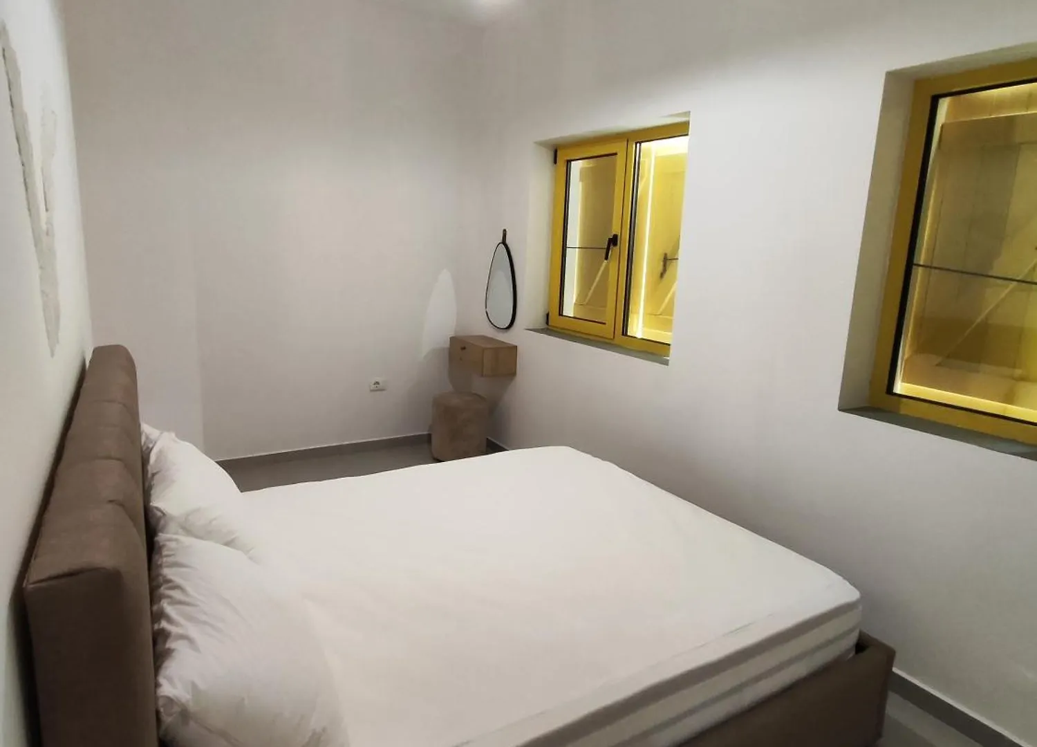 Melina Rooms Dhërmi 公寓式酒店